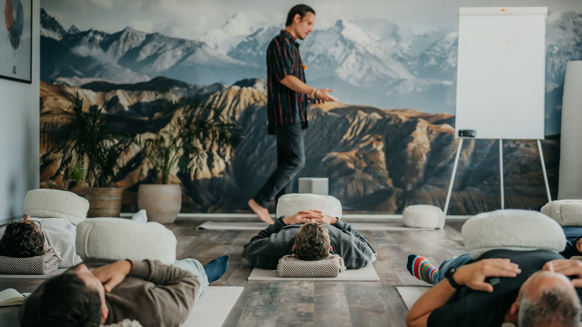 Ademsessie breathwork tijdens de Business Retreat